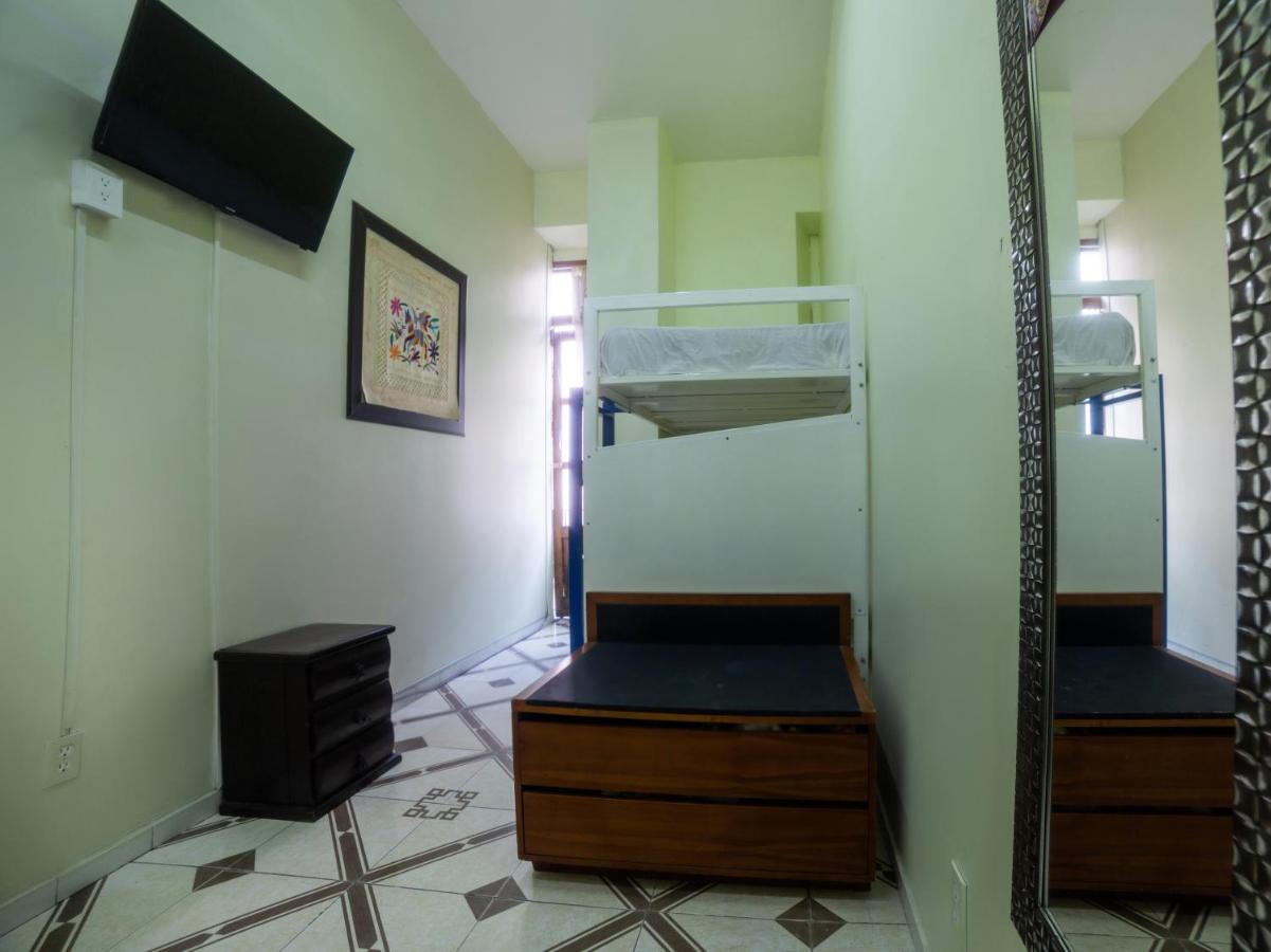 Hotel Oyo Oasis Centro Cerca Del Hospital Issste Hospital Jose Ma Morelos Mexico